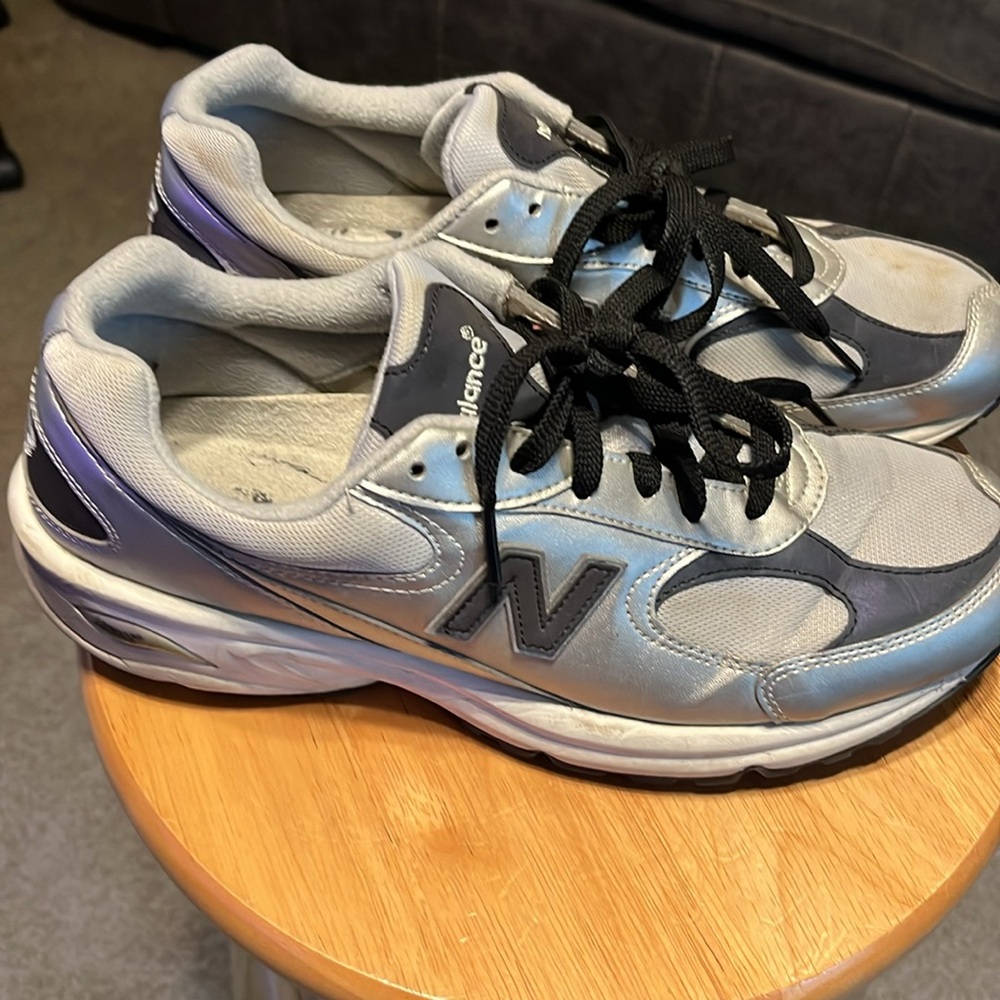 New Balance 498 - Picture 4 of 7